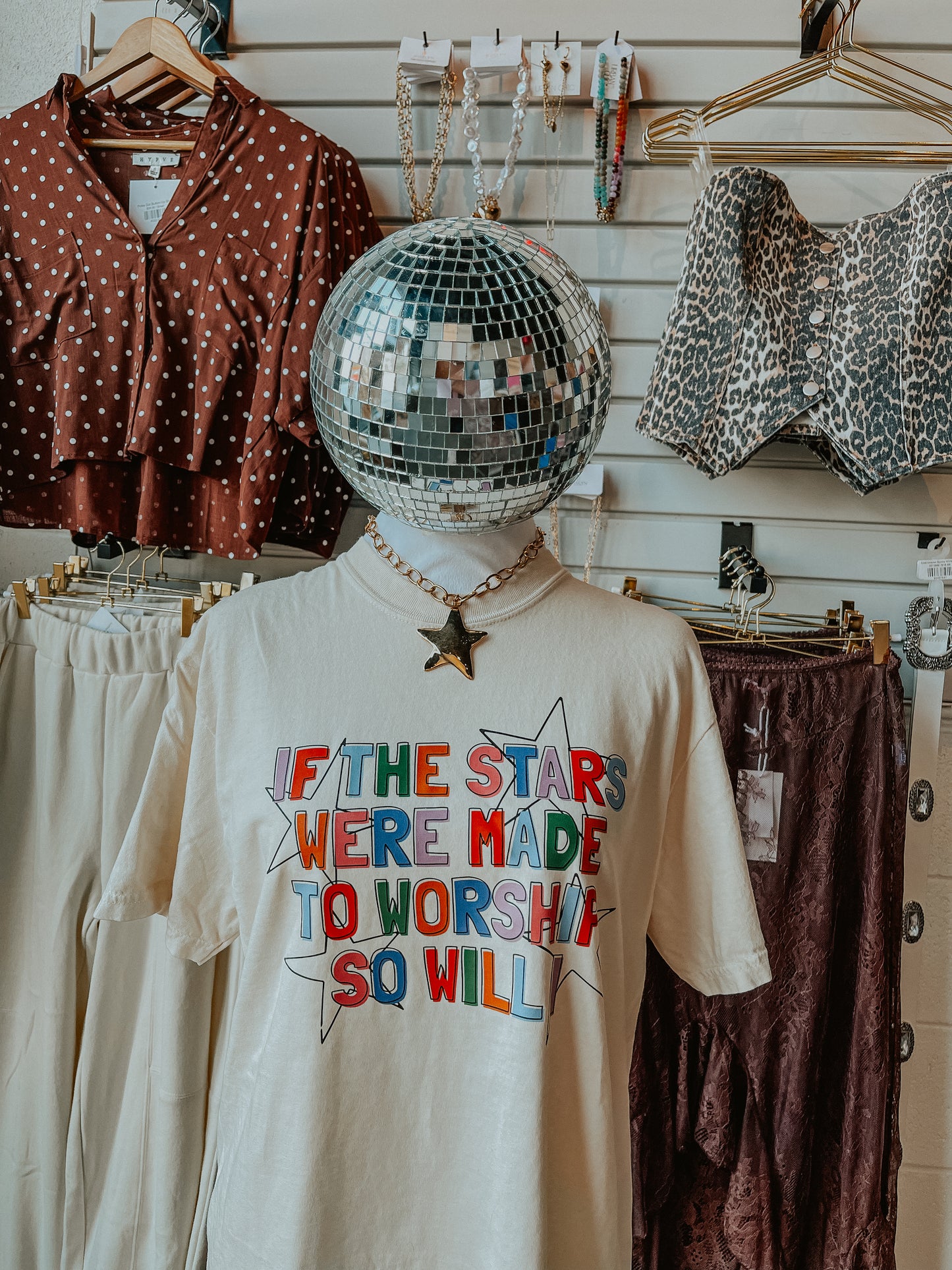 If The Stars Were Made To Worship So Will I Graphic T-Shirt