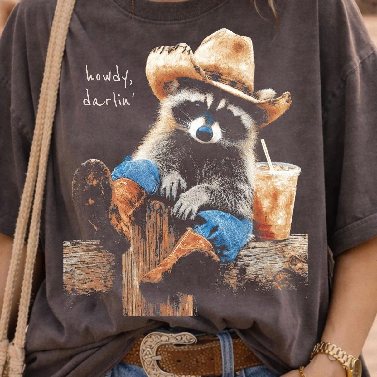 Raccoon - Howdy Darlin T-Shirt