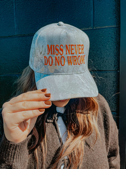 Miss Never Do No Wrong Hat