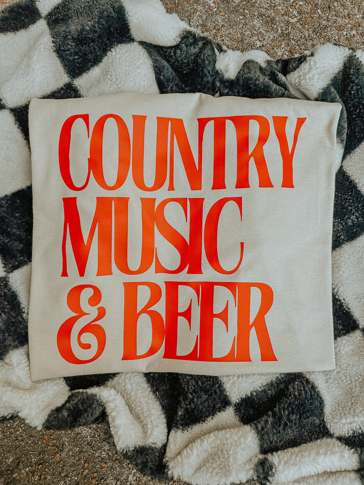 Country Graphic T-Shirt