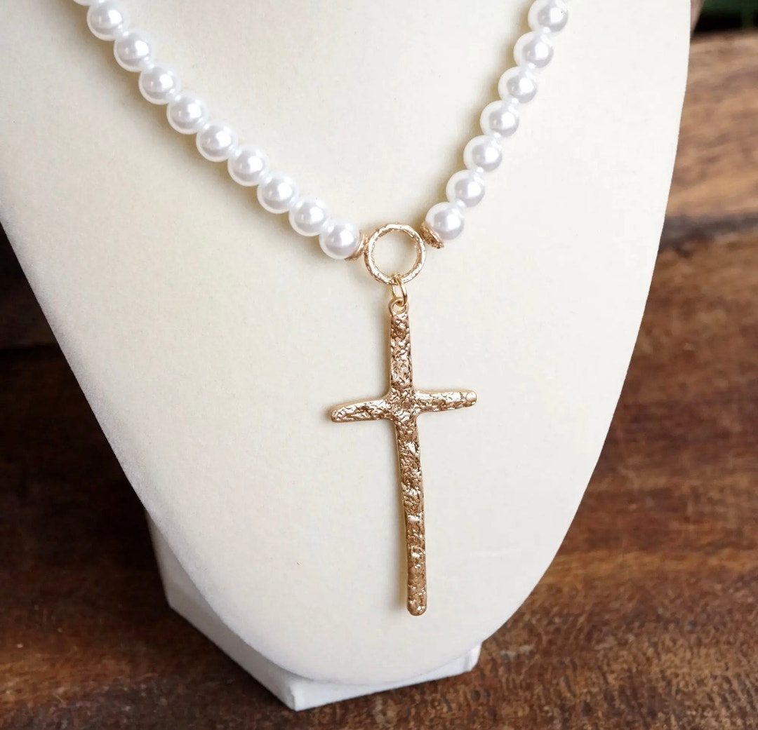 Primitive Cross Pearl Necklace