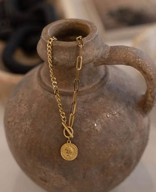 The Lila Necklace